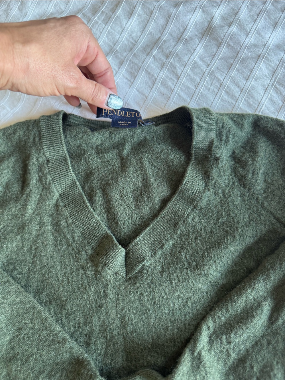 Pendleton Sweater - Picture 3 of 4